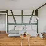 Apartment übernachten Im Wahrzeichen I Brückenhaus