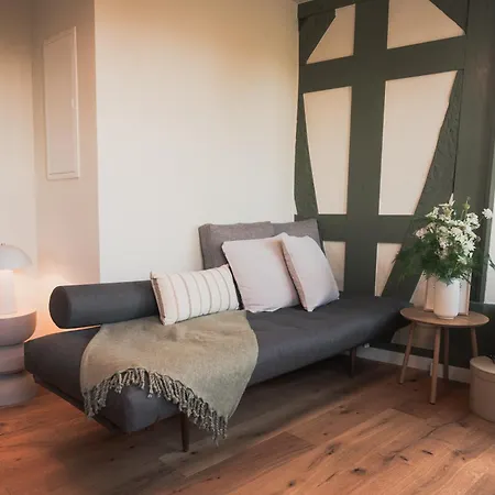 Uebernachten Im Wahrzeichen I Brueckenhaus Апартаменты *