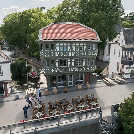 דירה Uebernachten Im Wahrzeichen I Brueckenhaus