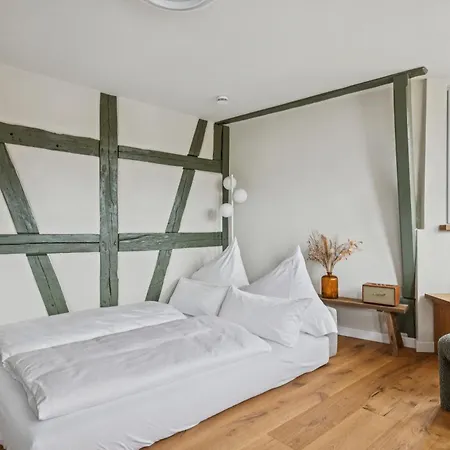 Apartment übernachten Im Wahrzeichen I Brückenhaus