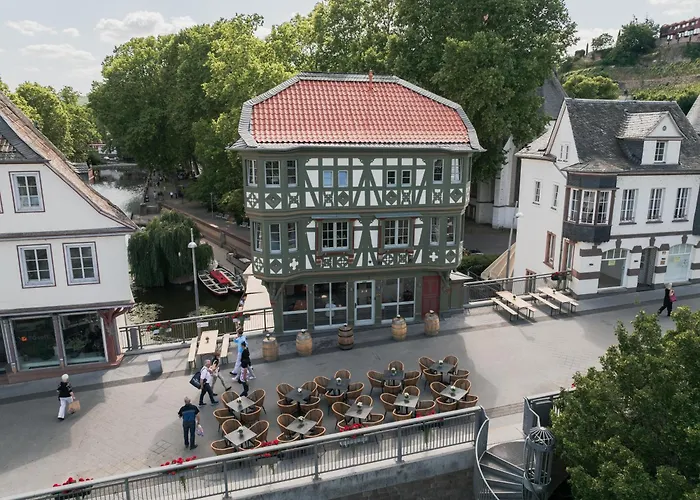 דירה Uebernachten Im Wahrzeichen I Brueckenhaus